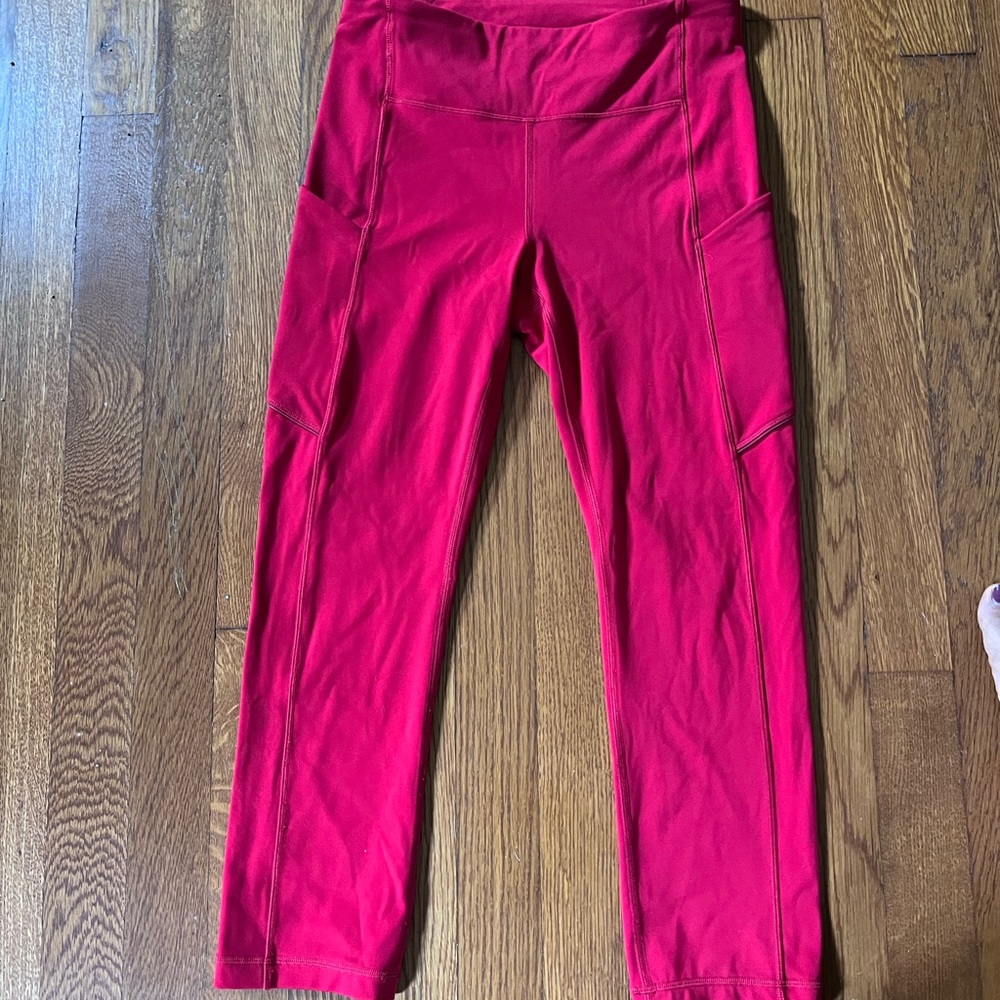 Lululemon speed up crop size 4 red